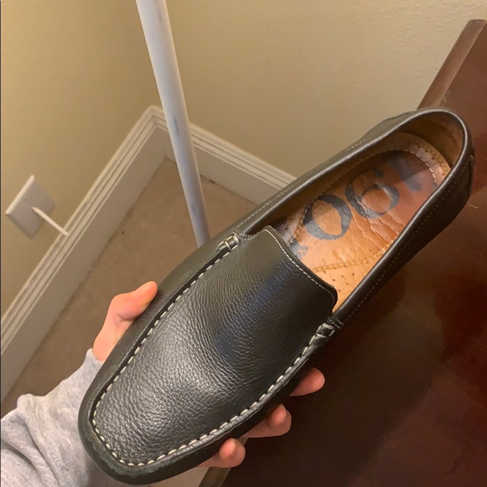 Men’s dress shoes
